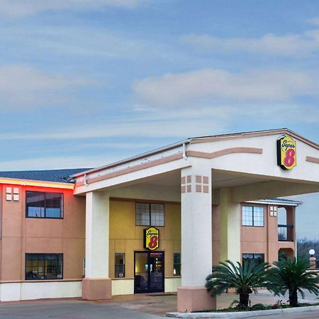 Super 8 By Wyndham San Antonio/Riverwalk Area Exterior photo